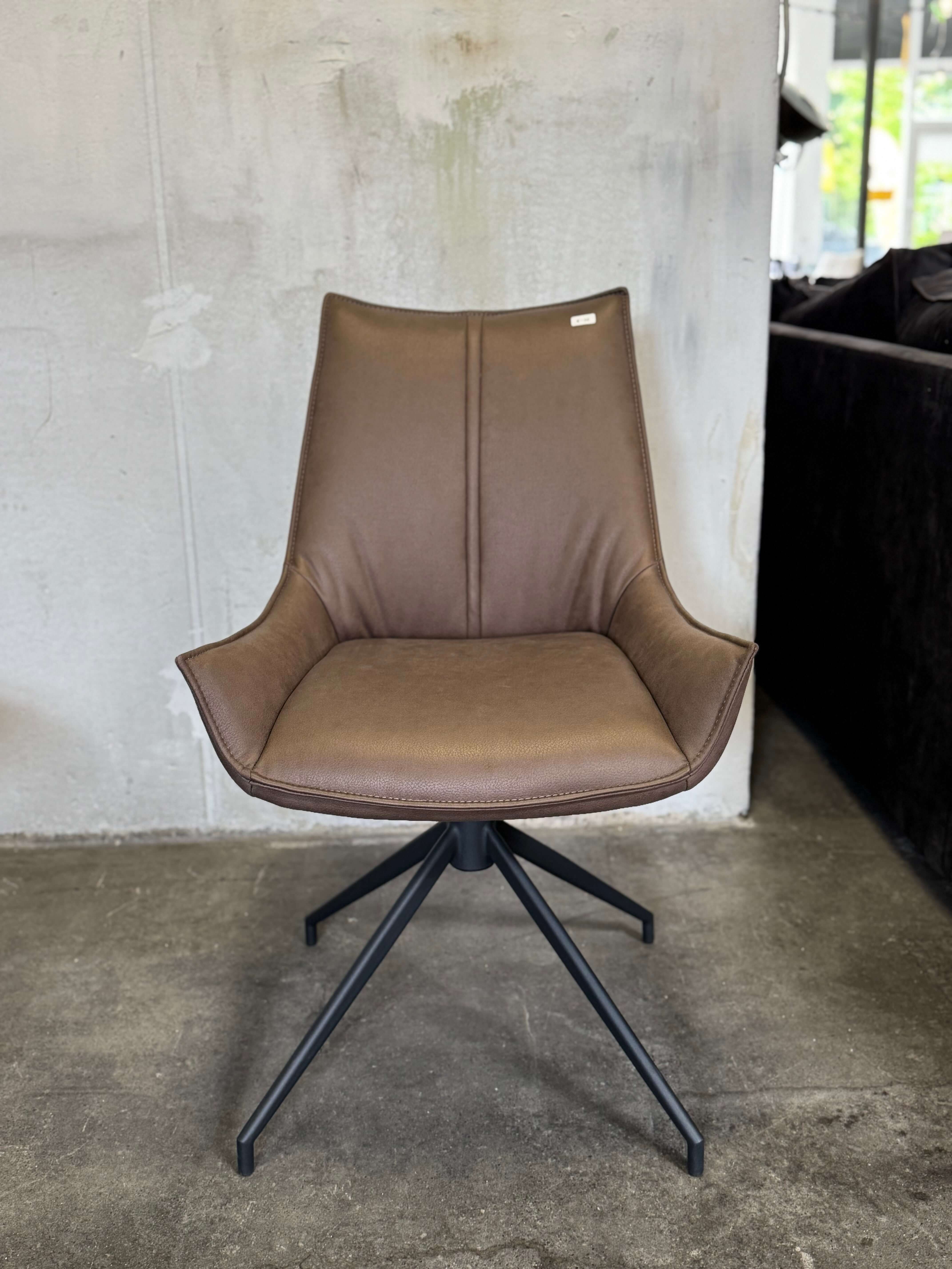 Eetkamerstoel Mannie